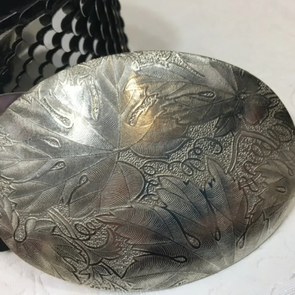 VTG 90's Shiny Silver Metal Reptile Scale Stretch Elastic Belt Silver Buckle